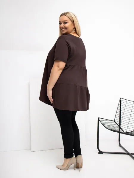 Plus size tunika v tmavohnedej farbe