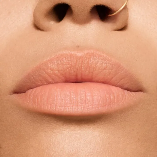 MAC Cosmetics Powder Kiss Hazy Matte matný rúž odtieň Ready To Mingle 3.5 g