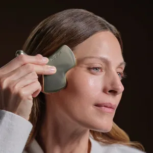 Sisley Ginkgo Gua Sha masážna pomôcka 1 ks