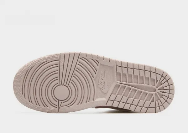 Wmns Air Jordan 1 Mid