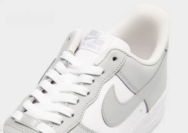 Nike Air Force 1 '07