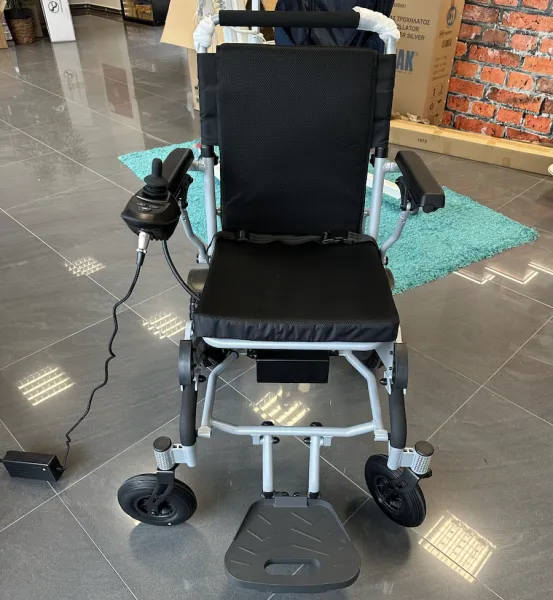 Elektrický invalidný vozík „Voyager“