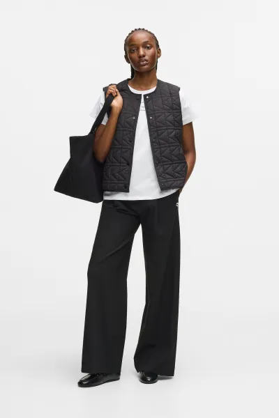Vesta Karl Lagerfeld K Quilt Lightweight Gilet Black