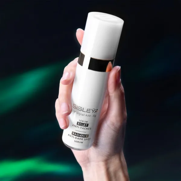 Sisley L'Integral Anti-Age Radiance AntiDark Spot Serum rozjasňujúce sérum proti tmavým škvrnám 30 ml