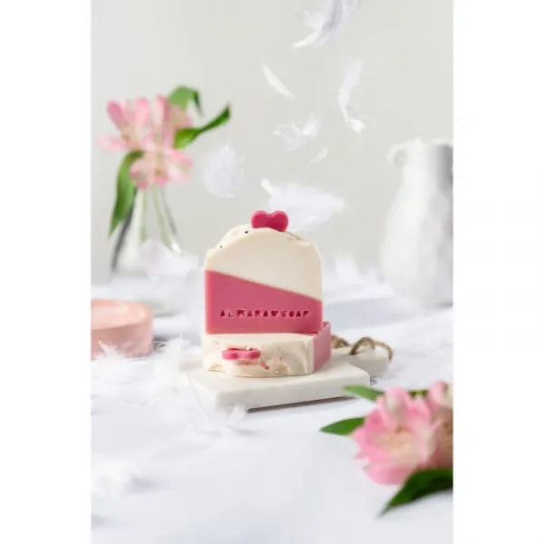 Almara Soap Fancy Love ručne vyrobené mydlo 100 g