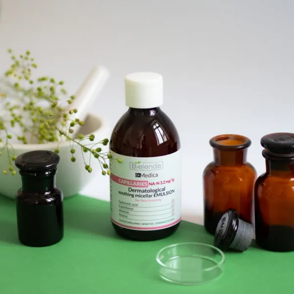Bielenda Dr Medica Capillaries micelárne mlieko neutralizuje začervenanie 250 ml