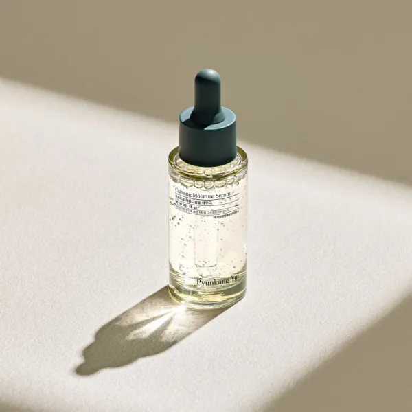 Pyunkang Yul Calming Moisture Serum upokojujúce a hydratačné sérum pre citlivú pleť 30 ml