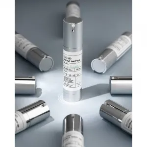 VT Cosmetics Reedle Shot 100 obnovujúci pleťový booster s hydratačným účinkom 50 ml