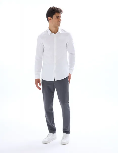 Biela pánska slim fit košeľa