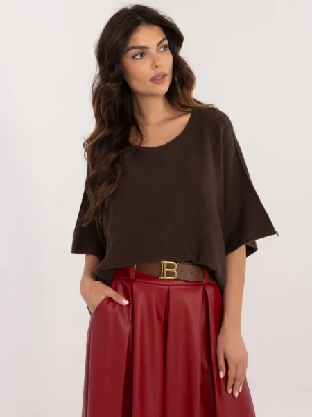 Dark brown short oversize sweater
