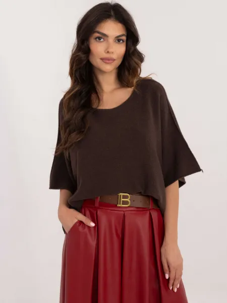 Dark brown short oversize sweater