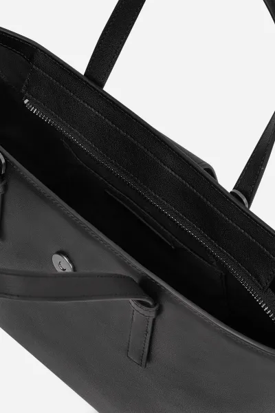 Kabelka Karl Lagerfeld K/Trunk Sm Tote Black-Nickel
