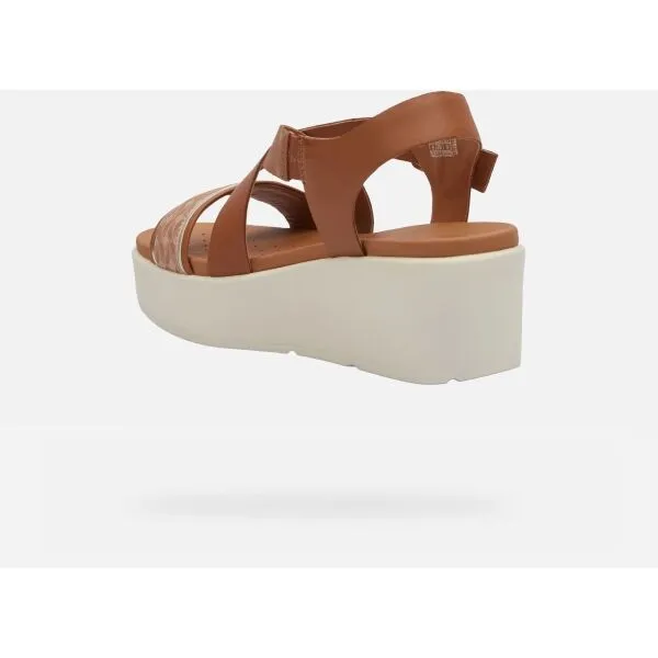 Light brown women's sandals Geox Xand 2.2S - Women's