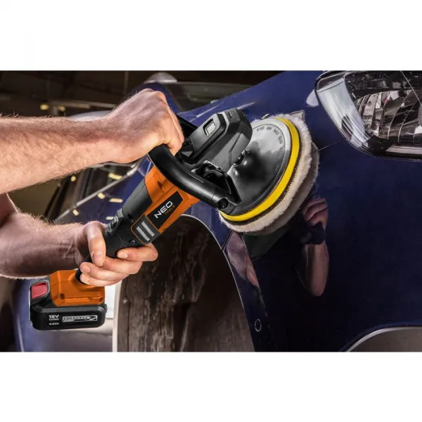 AkumulátorovábezkartáčováleštičkaEnergy+18V,M14150mm,bezbatérie04-602NEO