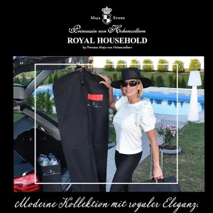 Weltbild Obal na šaty Royal Household