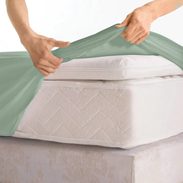 Jednofarebná napínacia plachta zn. Colombine® z džerseja s hĺbkou rohov 40 cm
