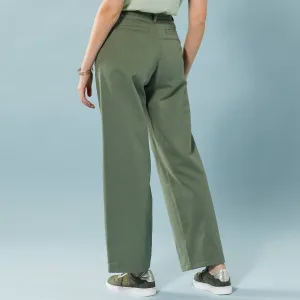 Keprové široké nohavice pre nižšiu postavu