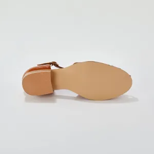 Kožené sandále na širokom podpätku
