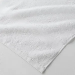 Kolekcia rýchloschnúceho kúpeľňového textilu, 400 g/m2