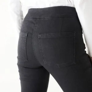 Strečové bootcut džegíny pre nižšiu postavu