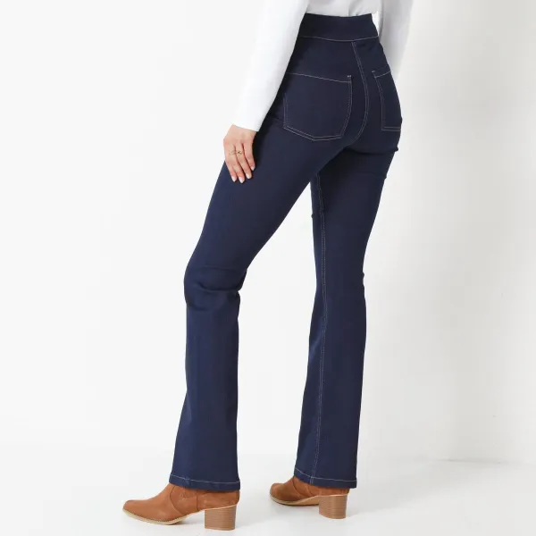 Bootcut džínsy pre vyššiu postavu