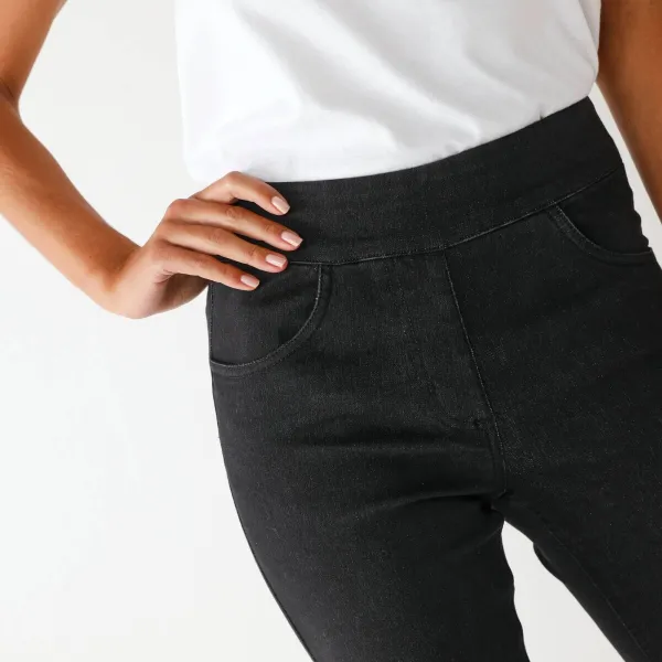 Strečové bootcut džegíny pre vyššiu postavu