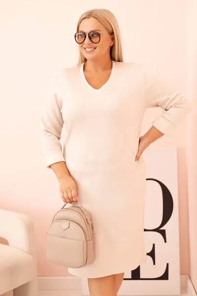 Legínovo Dámske šaty Plus Size maslové s výstrihom V a rukávom béžové Farba: Hnedá, Veľkosť: UNI