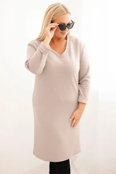 Legínovo Dámske šaty Plus Size maslové s výstrihom V a rukávom béžové Farba: Hnedá, Veľkosť: UNI