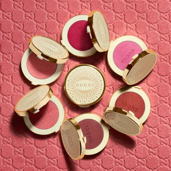 Gucci Gucci Beauty Glow Blush kompaktná lícenka odtieň 06 Bright Ruby 5.5 g