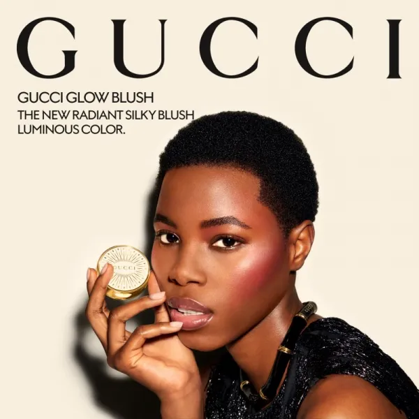 Gucci Gucci Beauty Glow Blush kompaktná lícenka odtieň 06 Bright Ruby 5.5 g
