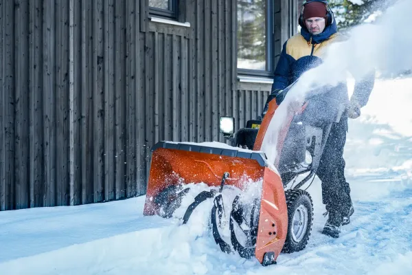 Snehová fréza Husqvarna ST 376