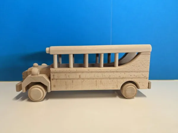 Drevený autobus, 30 x 10 x 12 cm