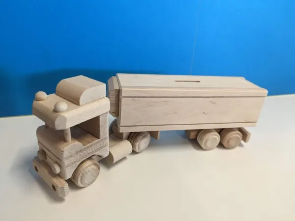 Drevený kamión s pokladničkou, 33 x 7 x 12 cm