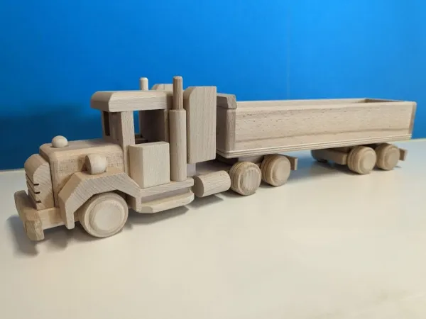 Drevený kamión USA, 48 x 10 x 12 cm