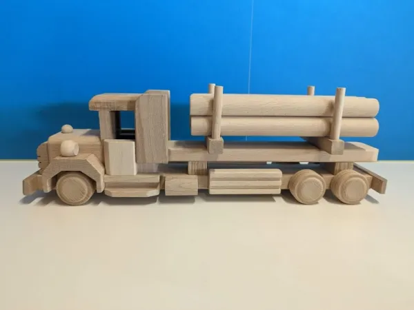 Drevený kamión s kládami, 38 x 9 x 12 cm