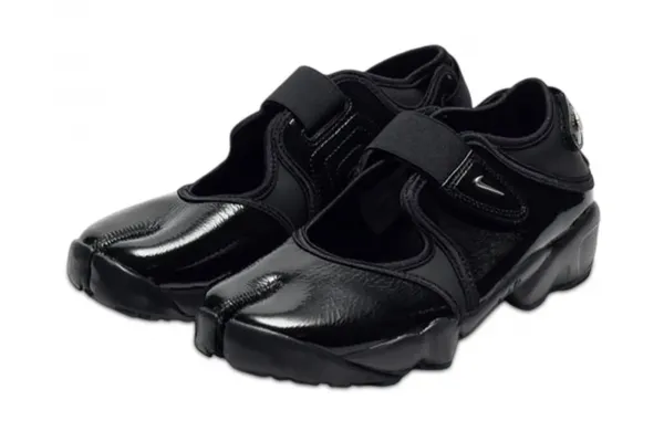 Nike Air Rift Wmns "Black Metallic Silver" (IB8954-001)