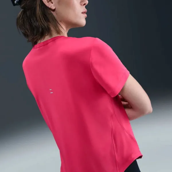 Dámske bežecké tričko s krátkym rukávom NIKE W NK TEMPO SWSH HBR DF SS TOP RUSH PINK WHITE