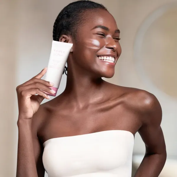 FOREO Luna™ Micro-Foam Cleanser 2.0 čistiaci penivý krém 100 ml