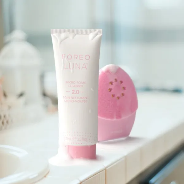 FOREO Luna™ Micro-Foam Cleanser 2.0 čistiaci penivý krém 100 ml