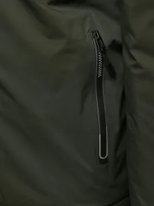 Trendy zimná bunda s kapucňou zelená