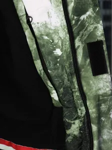 Športová zimná bunda s kapucňou biela, zelená