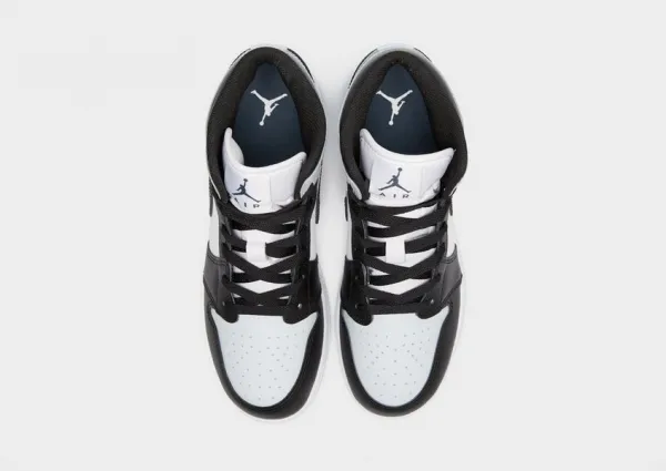 Jordan Air 1 Mid Bg