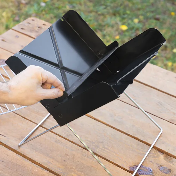 InnovaGoods Přenosný skládací minigril na dřevěné uhlí Foldecue