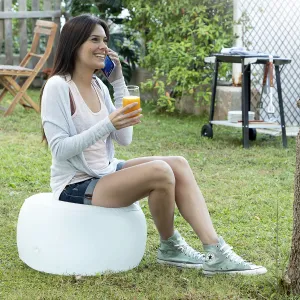InnovaGoods Nafukovací sedačka s vícebarevnou LED a dálkovým ovladačem Pulight