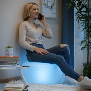 InnovaGoods Nafukovací sedačka s vícebarevnou LED a dálkovým ovladačem Pulight