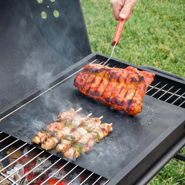 InnovaGoods Teflonová podložka na gril, 2 ks