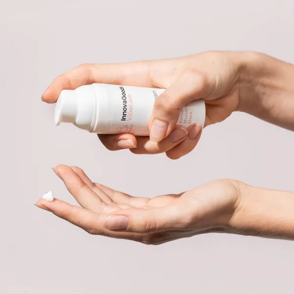 InnovaGoods Hydratační pleťový krém s kombuchou Vibecare, 50 ml
