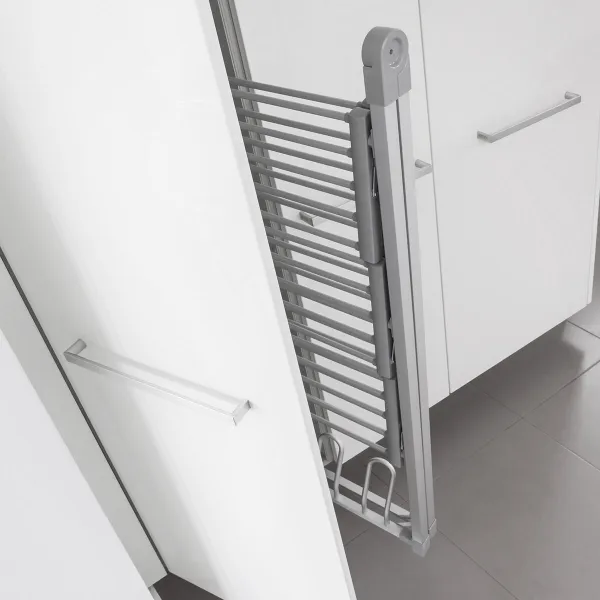 InnovaGoods Skládací elektrická prádelní šňůra Verayer 30 tyčí