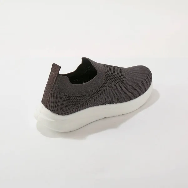 Ľahké slip-on tenisky