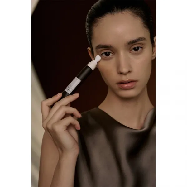 SKIN1004 Madagascar Centella Probio-Cica Bakuchiol Eye Cream protivráskový očný krém s upokojujúcim účinkom
